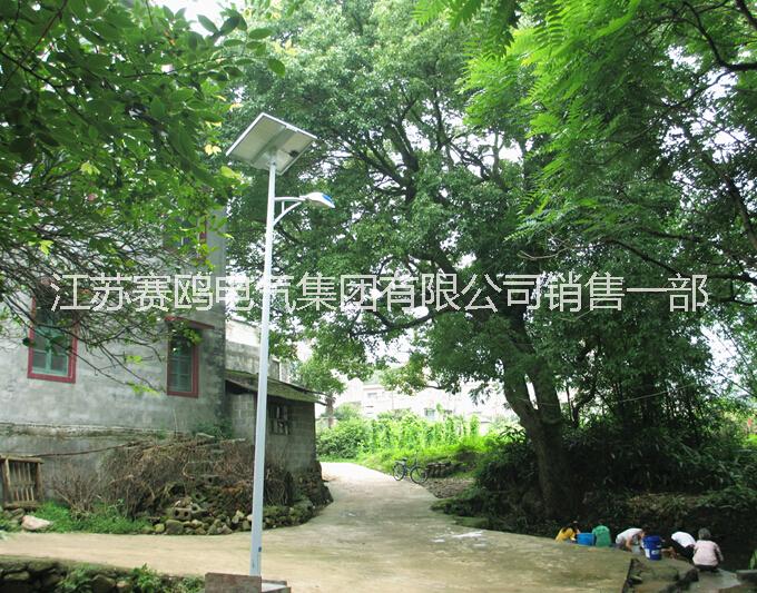 贵州兴义太阳能路灯7米50瓦批发