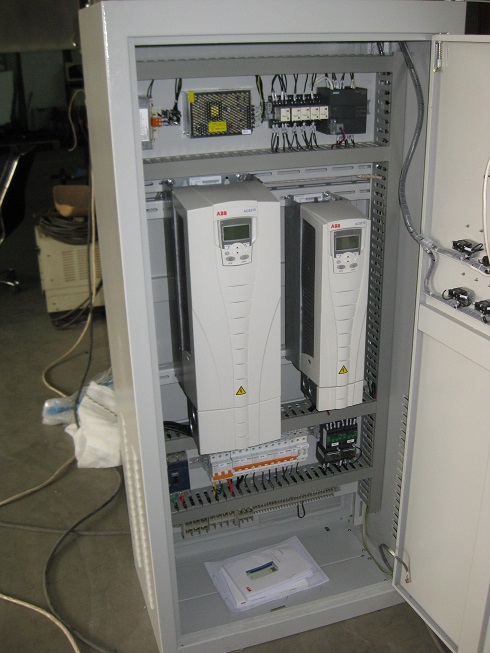 供应变频控制柜CF50系列图片