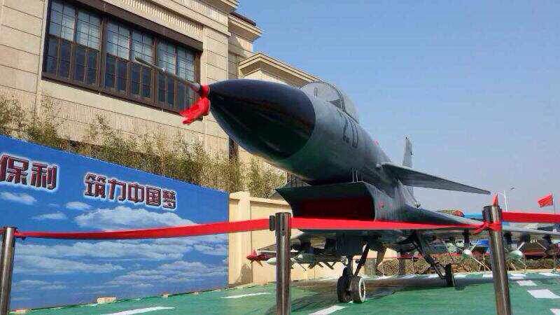供应现代化展览模型坦克飞机模型制作 上海牛奔坦克飞机模型展览有限公司