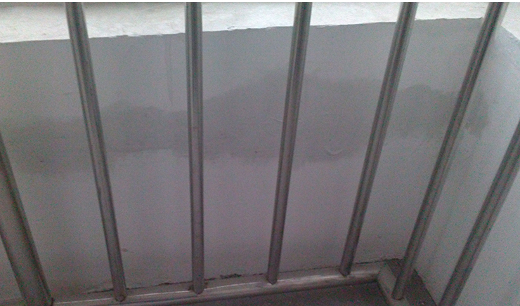 南京房屋漏水维修-屋顶阳台裂缝渗