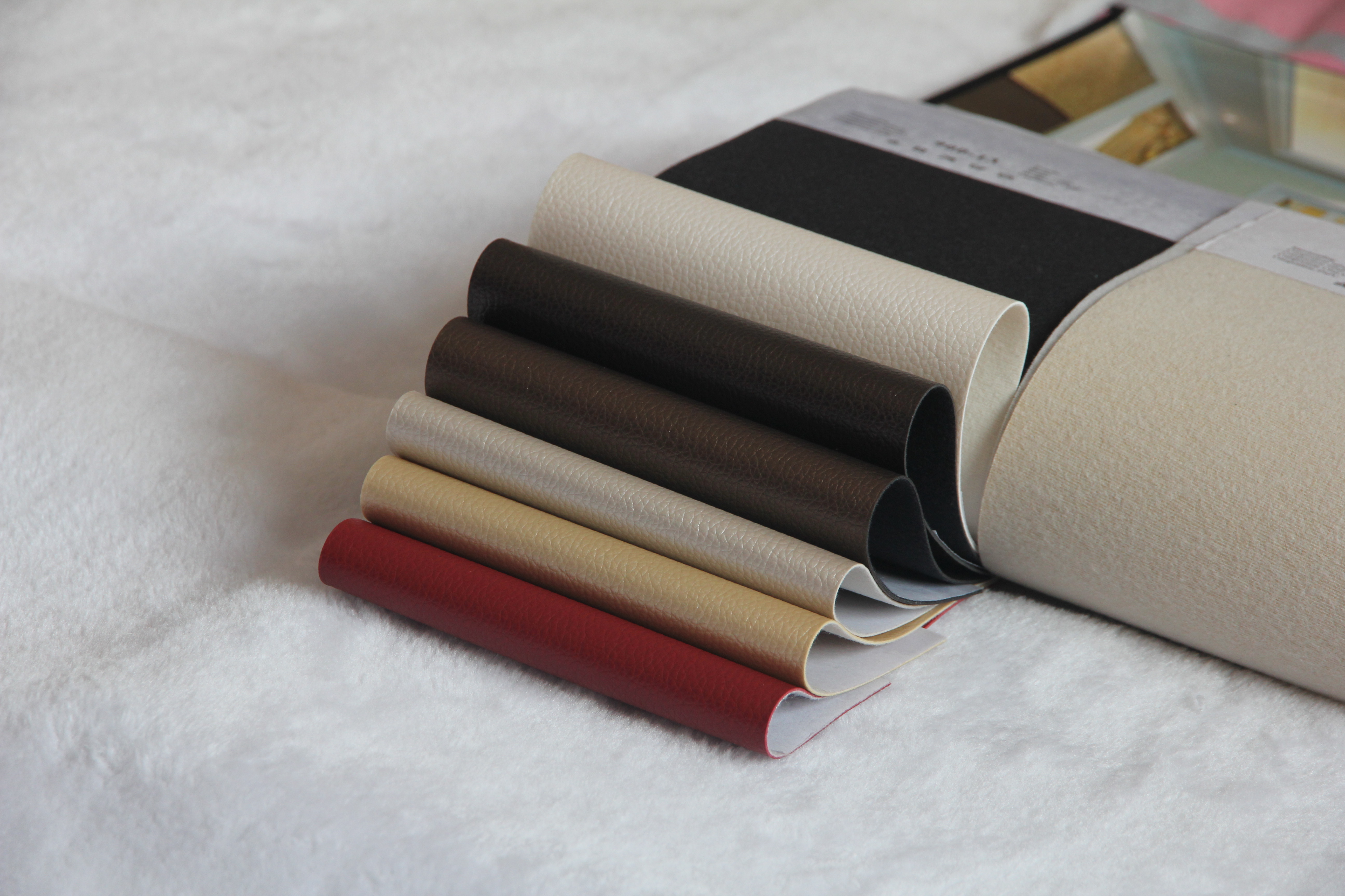 供应用于软包床头|沙发厂的高档PVC人造革图片