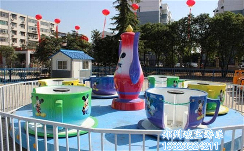 供应室外新型游乐设备旋转咖啡杯郑州峻宝图片
