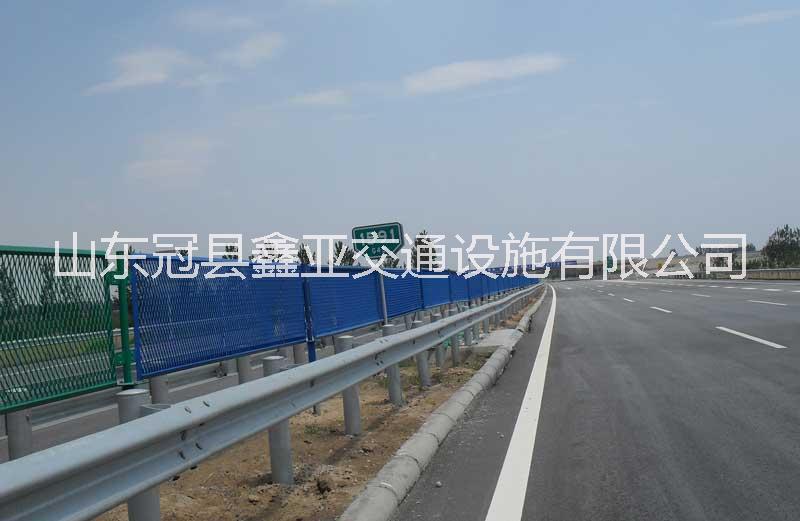 供应用于高速公路的热镀锌国标波形护栏板图片