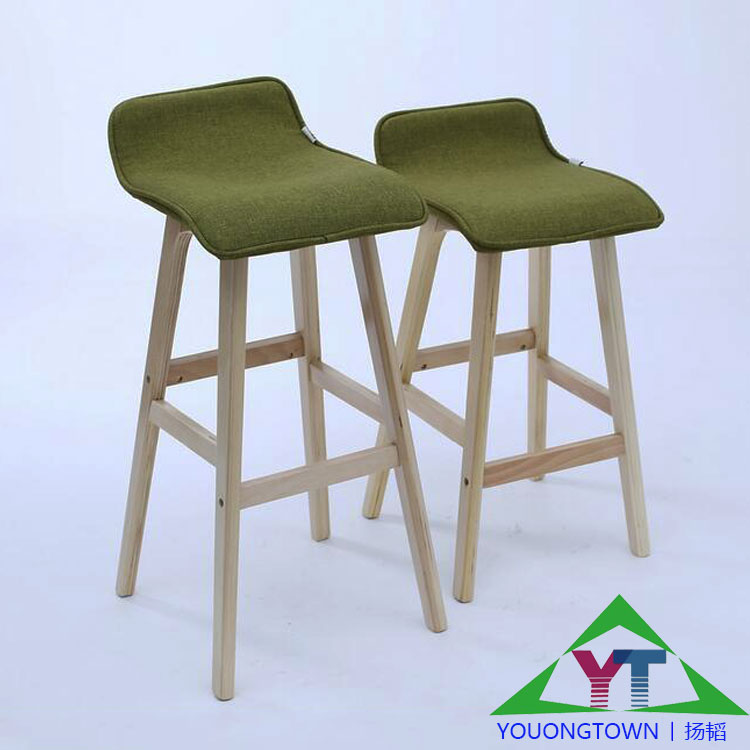简约酒吧椅子 实木优质西皮椅子 SGS认证 图片