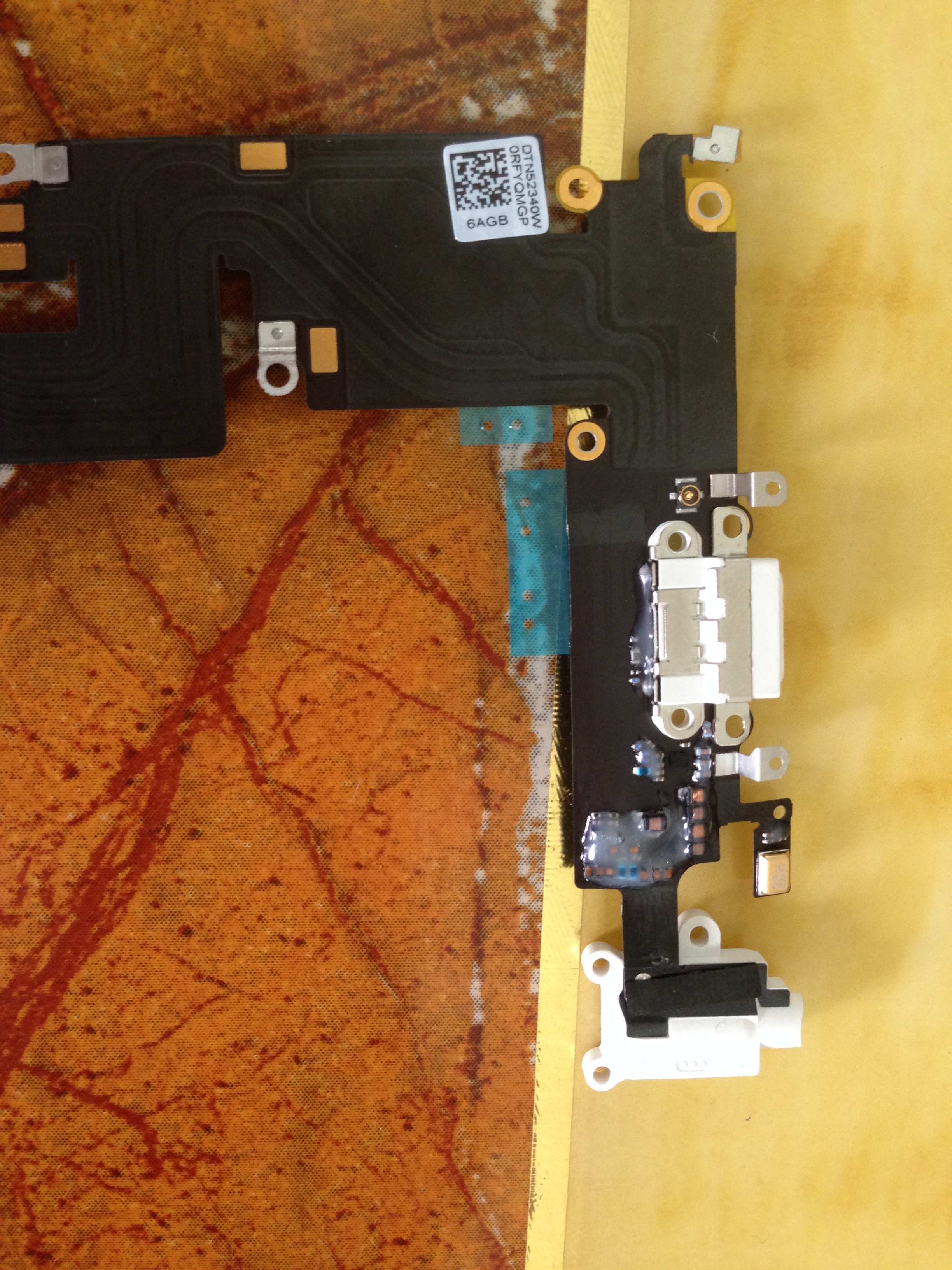 供应FL6311软板元器件保护胶iphone手机软板FPC表面元器件保护胶可替代德国panacol的631591