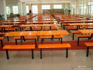 学校部队员工食堂餐桌厂家，惠州食堂长型座椅一体餐桌供应商图片