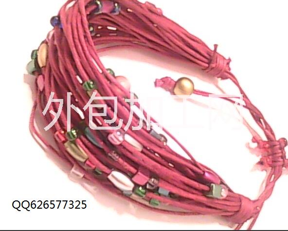 供应用于装饰的各种饰品手链项链串珠点钻编织加工