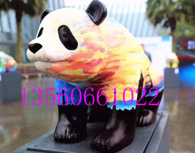 供应新款彩绘熊猫雕塑定做电话厂家直销，【质量保证请顾客朋友放心订购；我们会全心全力回报您对我们的信任 ，用心去制作。