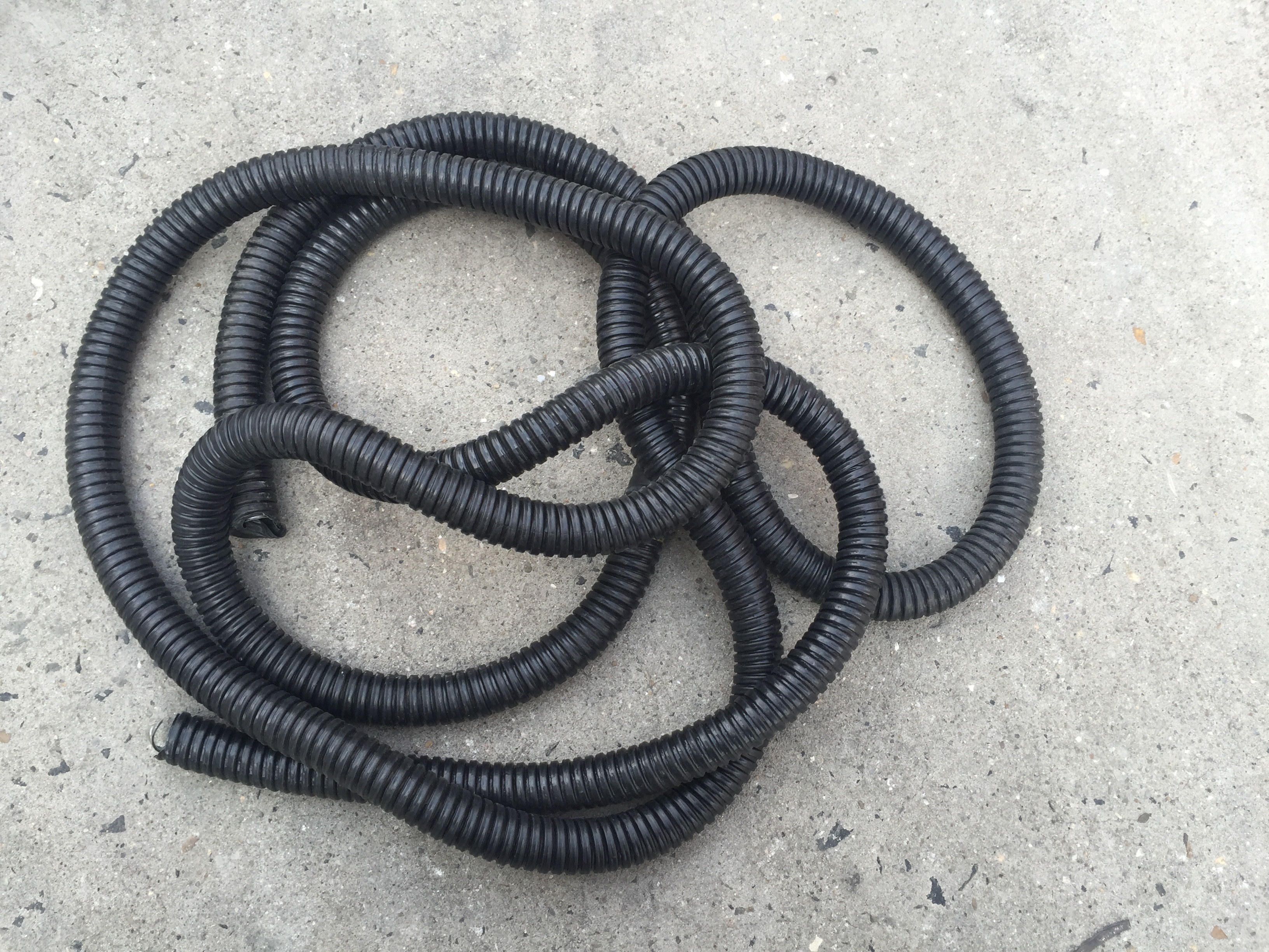 供应佛山高档金属软管供应商-生产电缆保护金属软管