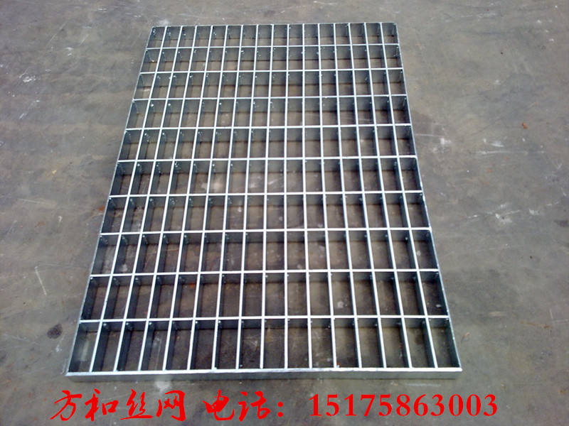 供应山东青岛专业生产钢格板水沟盖板@山东哪里有生产钢格板水沟盖板的厂家
