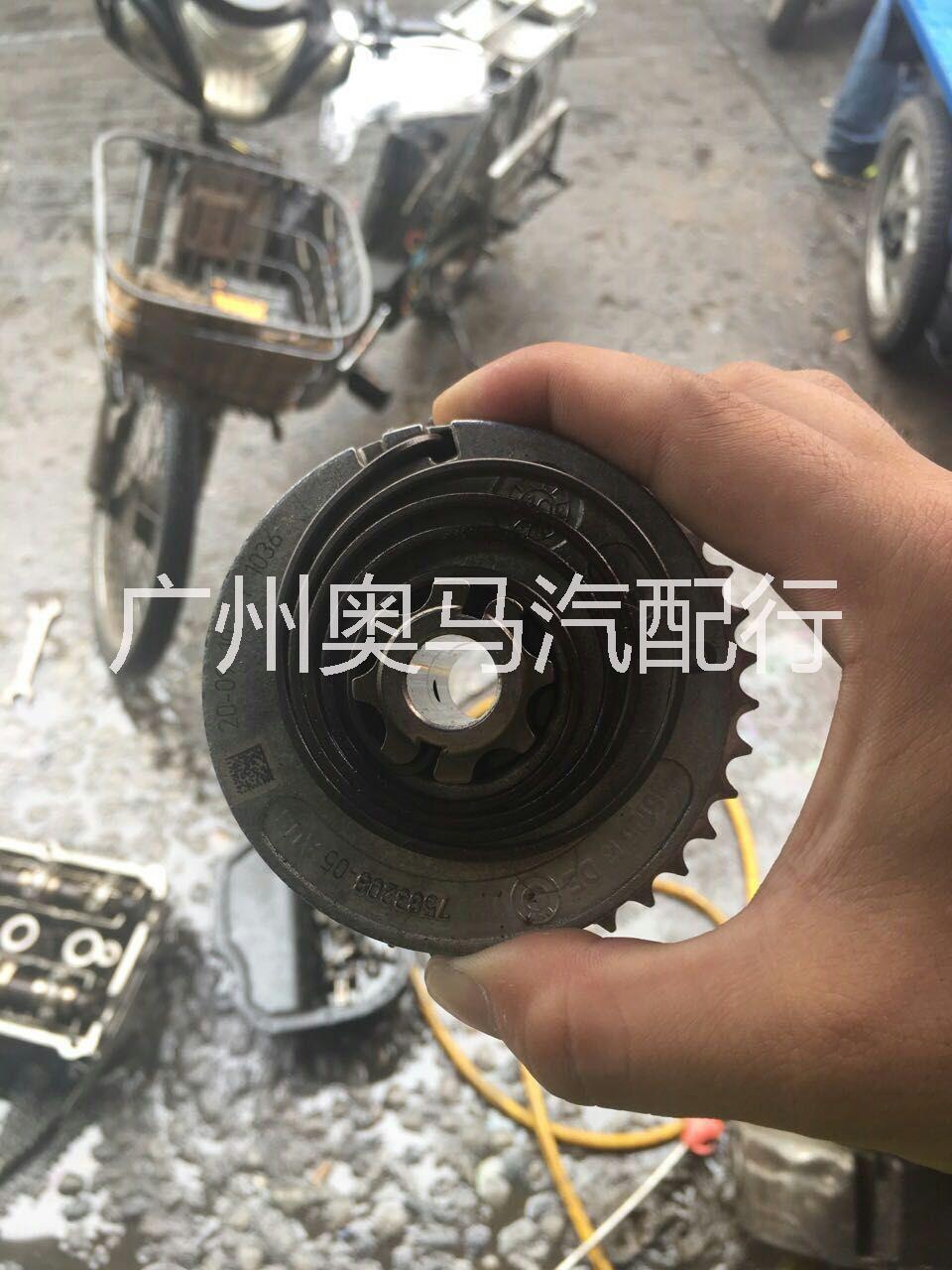 供应宝马X6发动机增压管水管中冷器全车拆车件