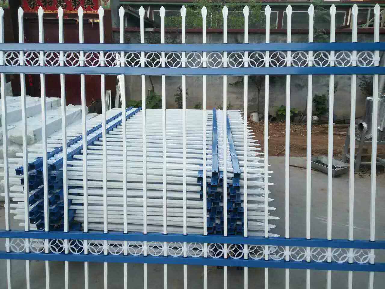 佛山建筑栏杆，佛山阳台护栏厂家，佛山阳台护栏型材制作