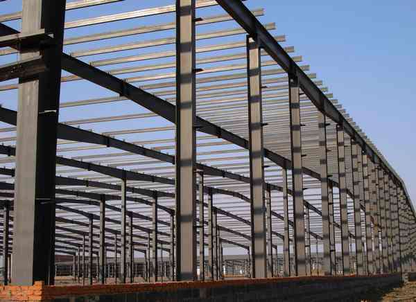 厂房的钢结构厂房工程，钢结构多少钱一方