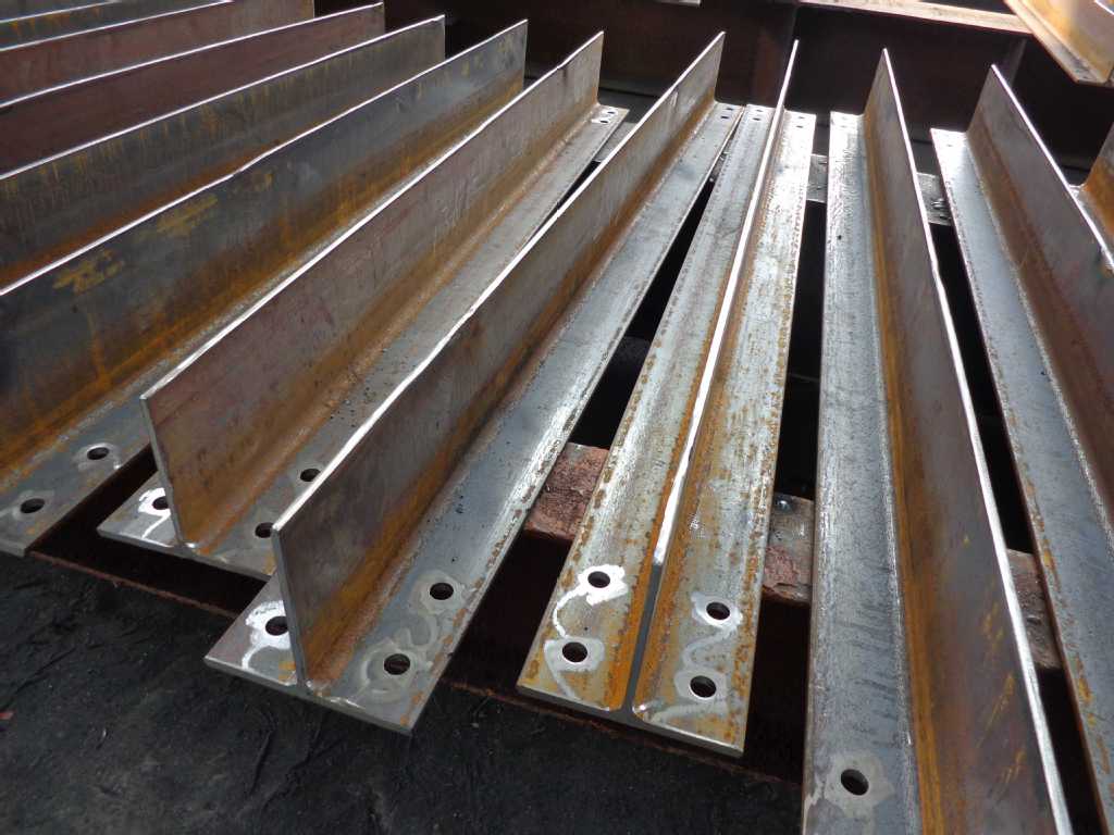 供应用于钢结构|桥梁建筑|重工业的宝山国标T型钢 非标T型钢 专业生产加工T型钢