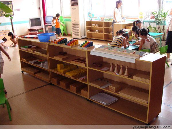 成都幼儿园家具 幼儿小床 重叠床源厂直销