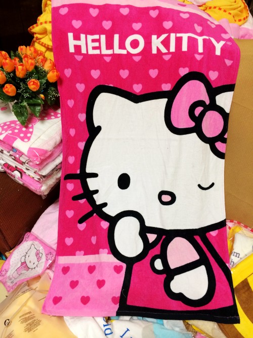 供应hello kity粉色浴巾纯棉