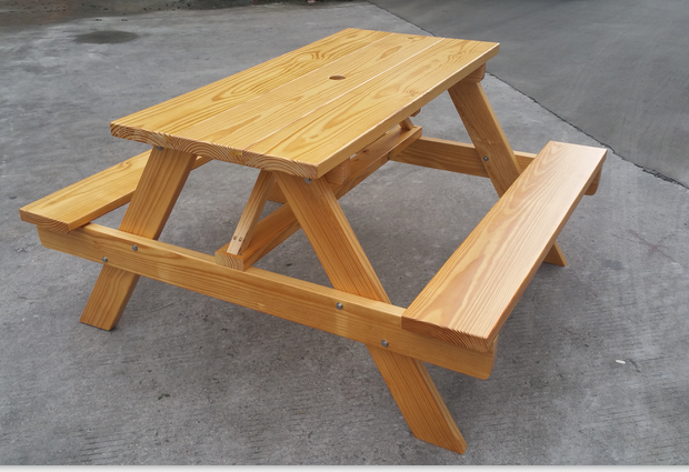 供应用于实木生产的莲体桌椅