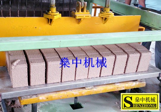 上海市耐火砖生产线、轻质保温砖设备厂家供应耐火砖生产线、轻质保温砖设备、镁碳砖生产线-13817002363