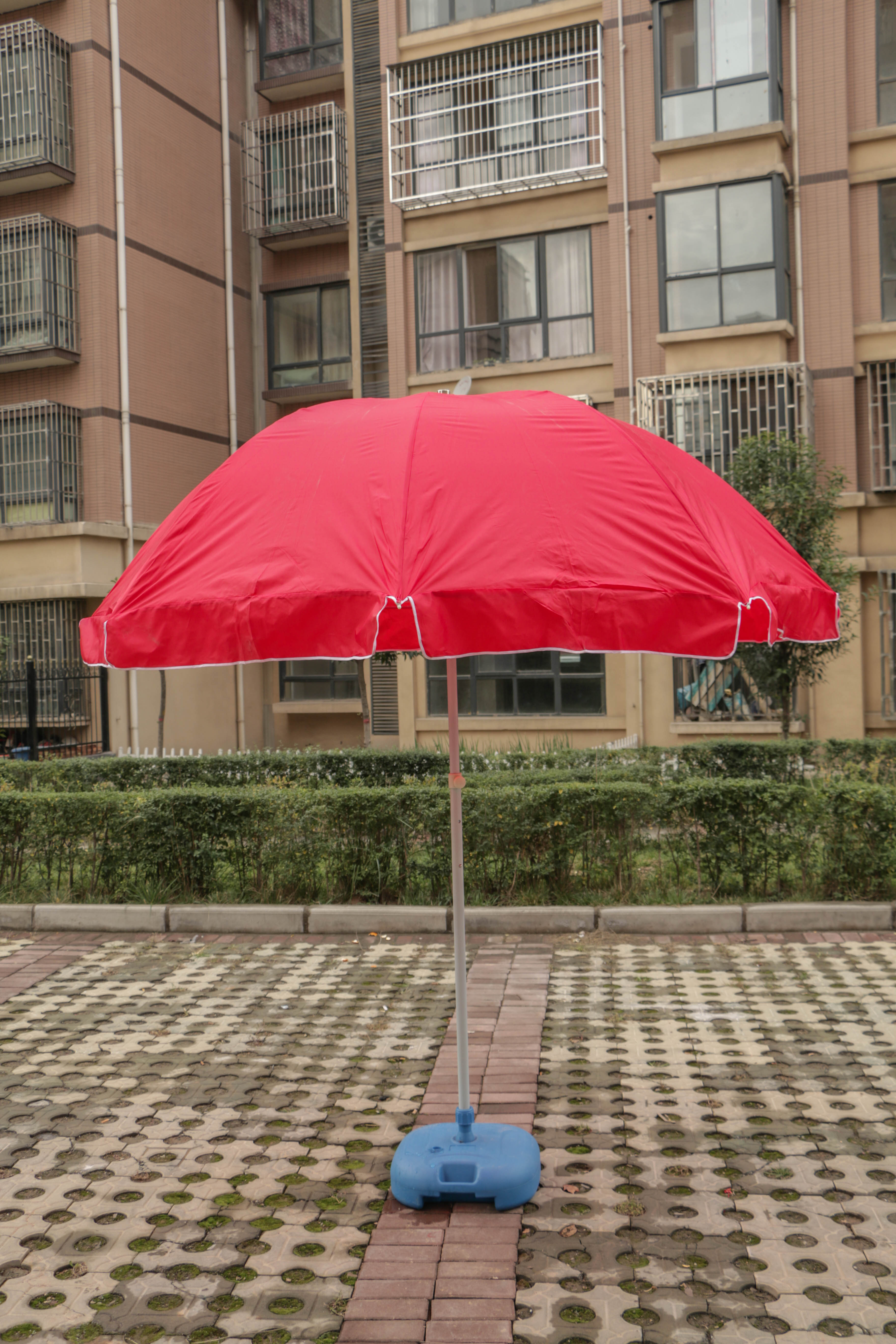 供应西安太阳伞遮阳伞广告伞零售批发 陕西厂家订做广告太阳伞防紫外线图片