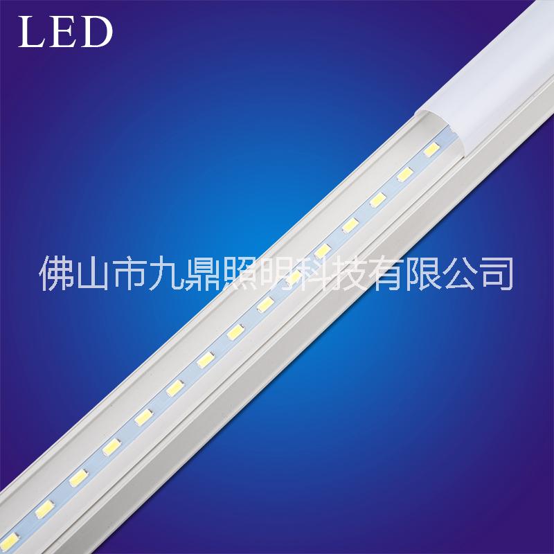 供应用于塑料的LED一体日光灯18W