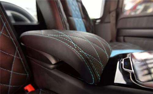 供应用于全车内饰改装的深圳奔驰G63真皮座椅改装、