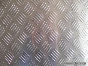 供应用于防滑 美观的专用铝板 花纹板 花纹铝板