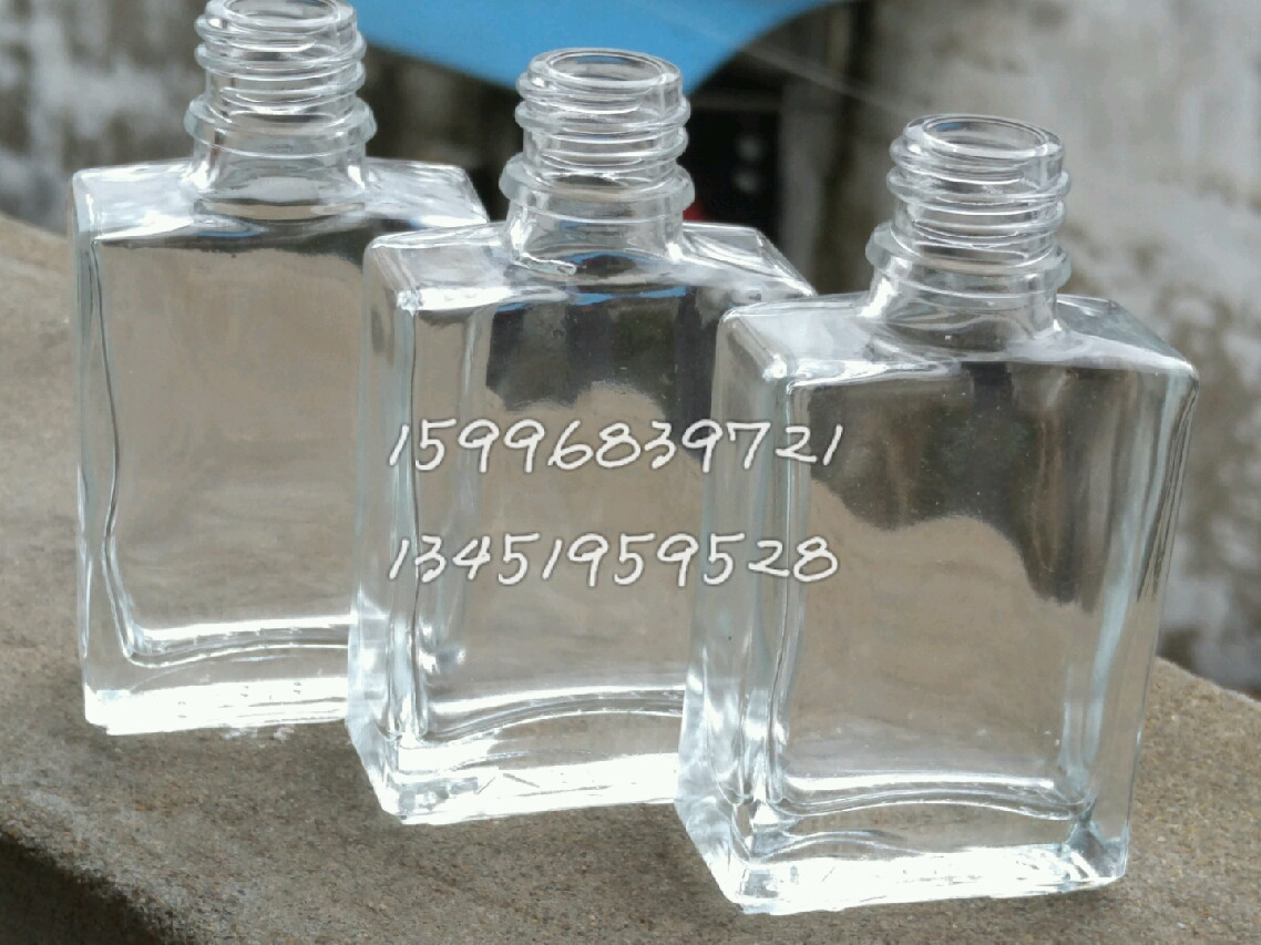 供应30ml扁方瓶RBB扁方形玻璃瓶优质晶白料精油瓶电子烟油瓶高透明度机制瓶厂家直销大量现货批发用于分装化妆品电子烟食品