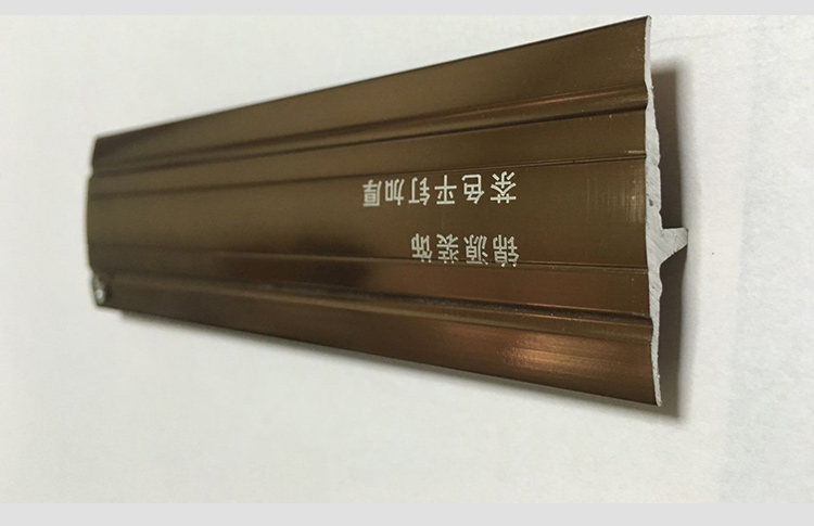 佛山钛金实木卡式平扣（塑料底扣）批发 广州地板收边条厂家