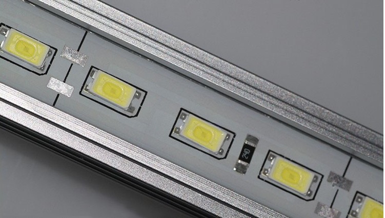 LED硬灯条 LED5730硬灯条超高亮度原装进口LED贴装 价格实惠 质量有保障图片