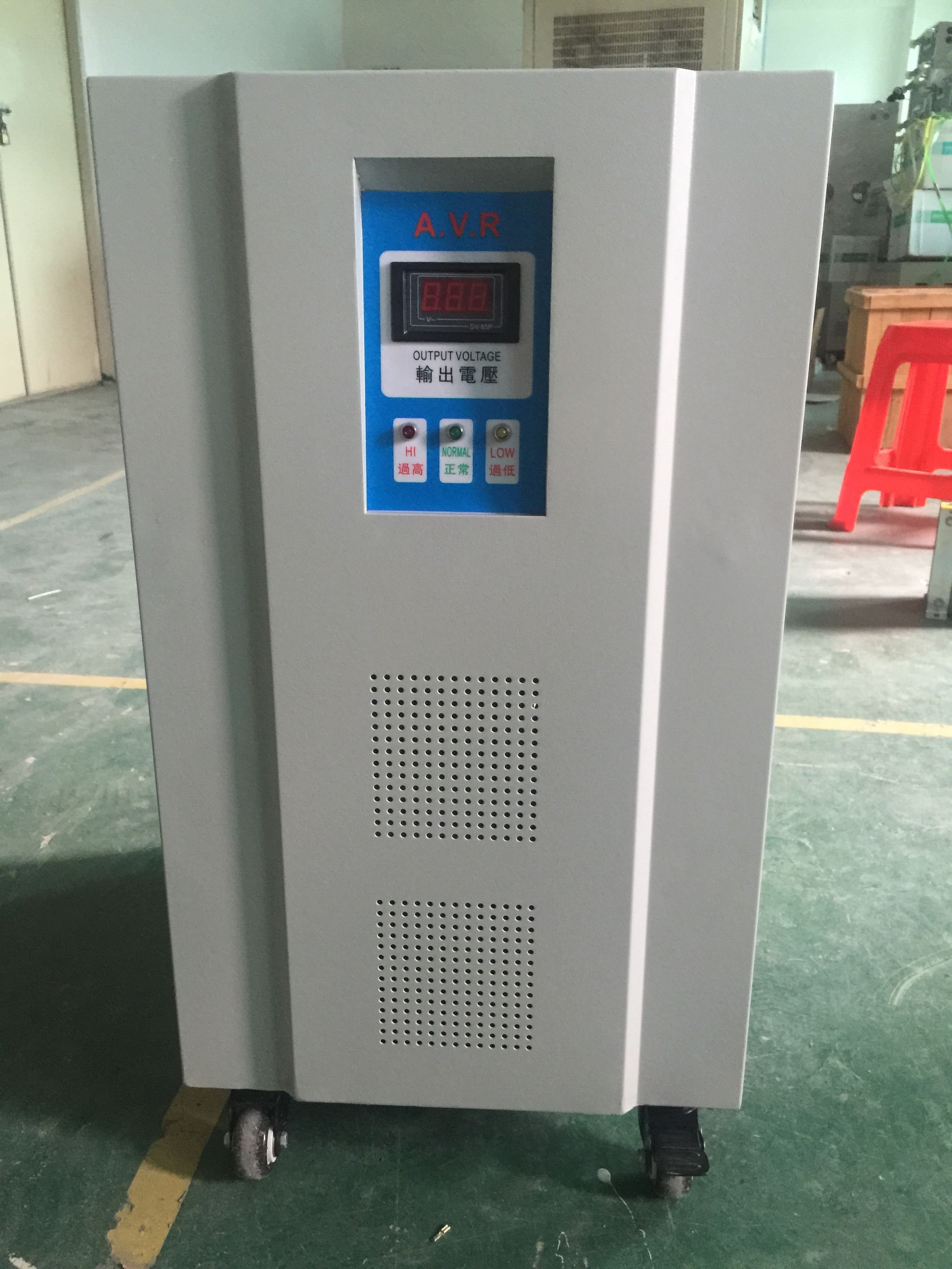 深圳PCB钻孔机SVC系列稳压器生产厂家图片