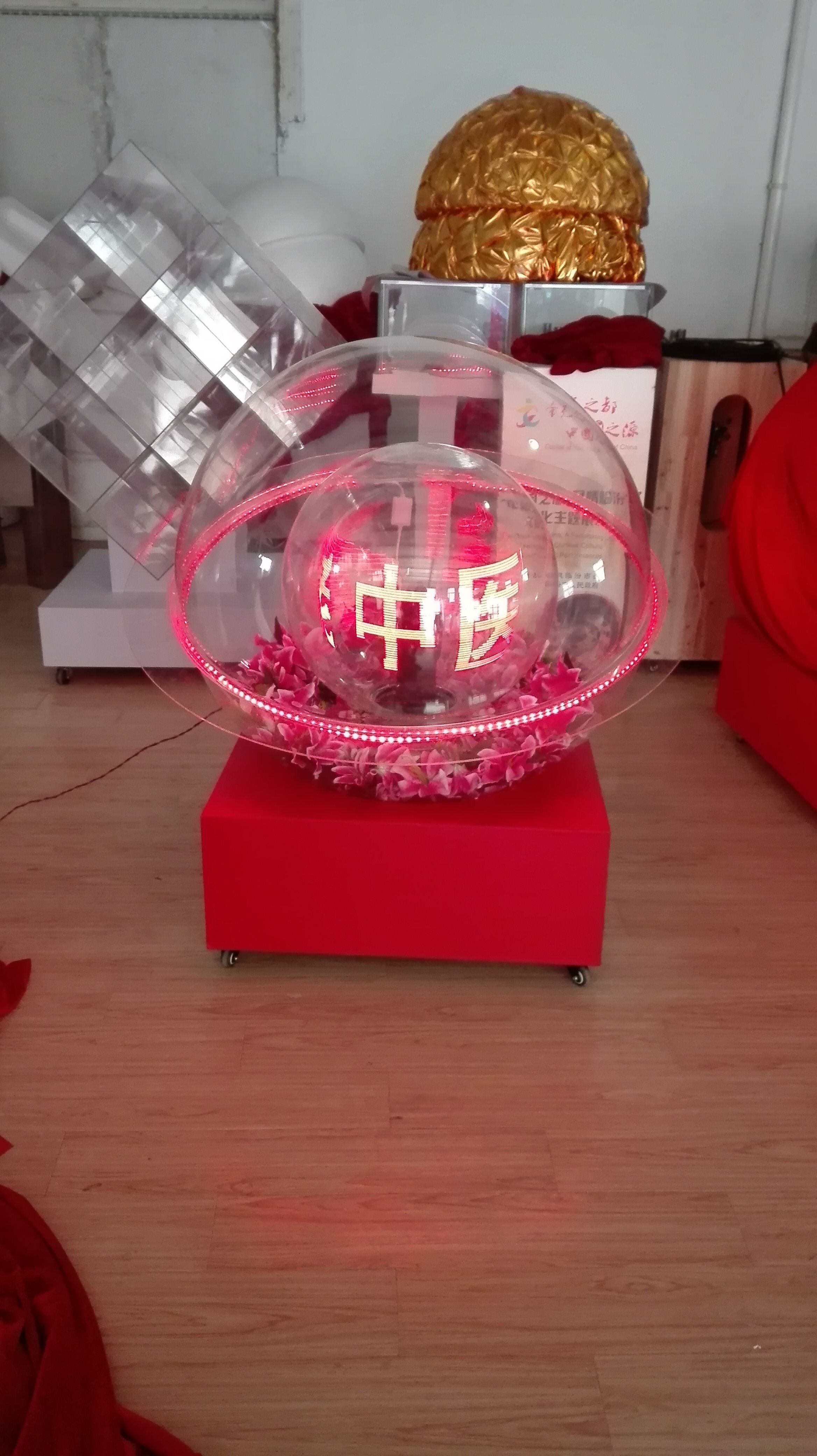 上海市水晶启动球直径1.2CM启动球厂家水晶启动球直径1.2CM启动球字幕球庆典球LED启动旋转球上海星光