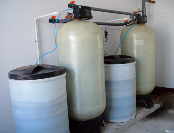 软水设备苏州水处理设备钠离子交换设备软化水设备软化器净化水处理过滤设备图片
