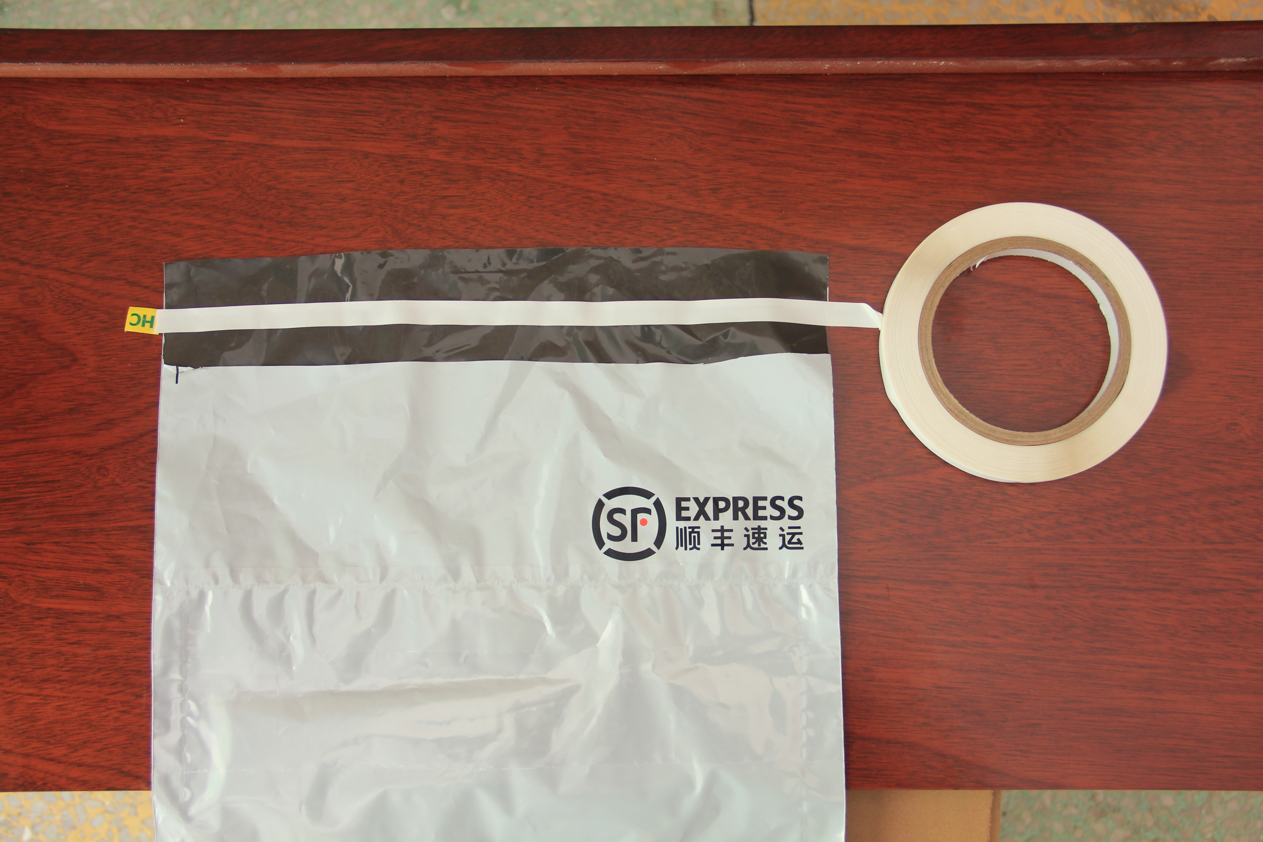 OPP塑料袋 PE高压膜专用封缄胶带环保抗寒，pe袋胶贴，opp胶带，粘 环保抗寒，opp胶带，pe袋专用