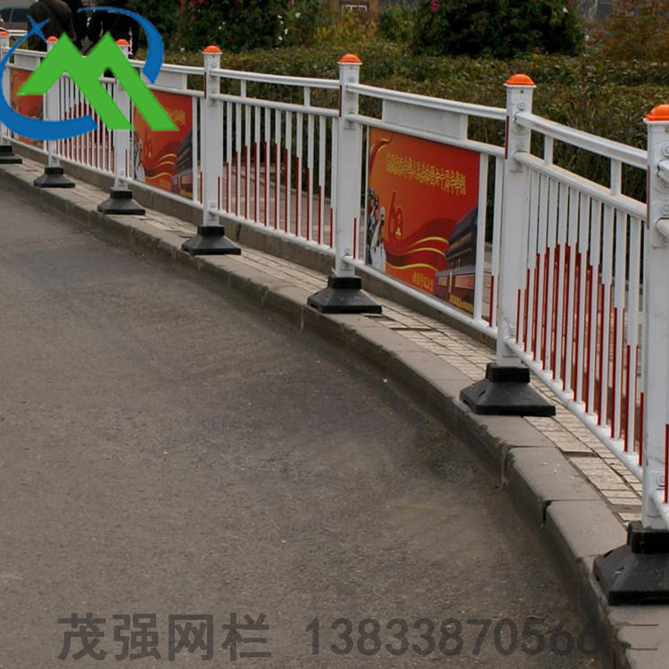 道路护栏价格 公路护栏高速公路护栏 市政护栏 道路防撞护栏图片