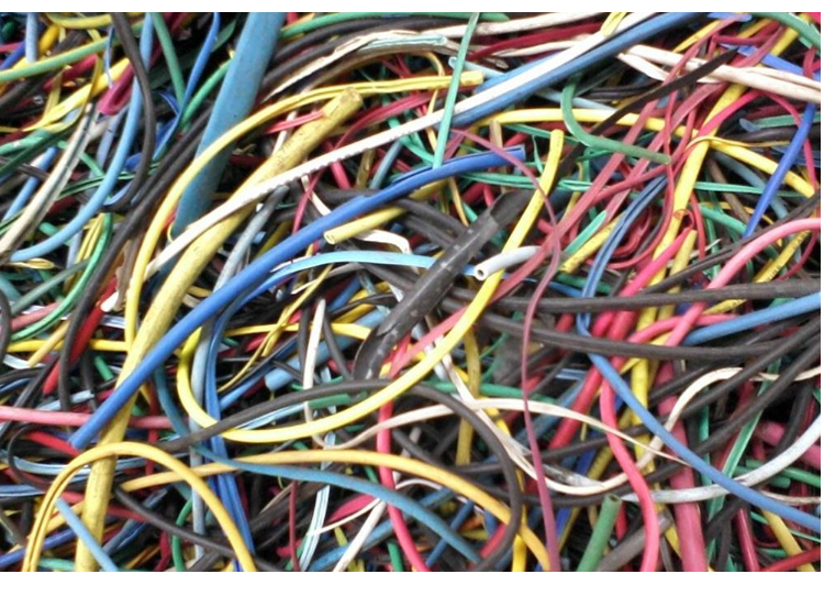 兰州市电线电缆回收厂家电线电缆回收，废旧电线电缆回收，大量回收电线电缆，废旧电线电缆回收热线