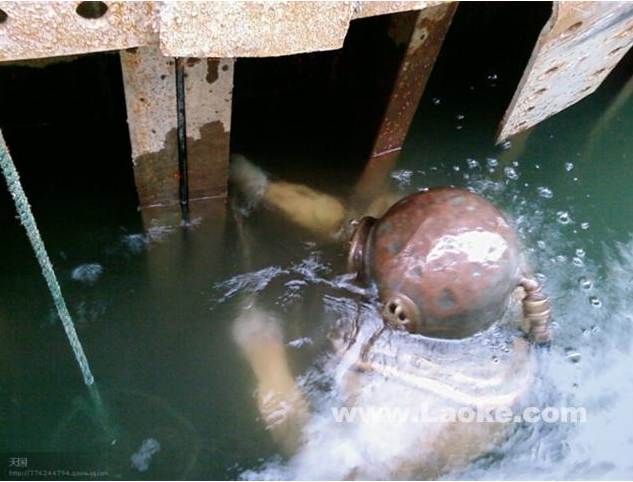 水下清淤公司山东水下沉物汽车打捞济南潜水打捞工程公司上海黄浦水下找东西图片