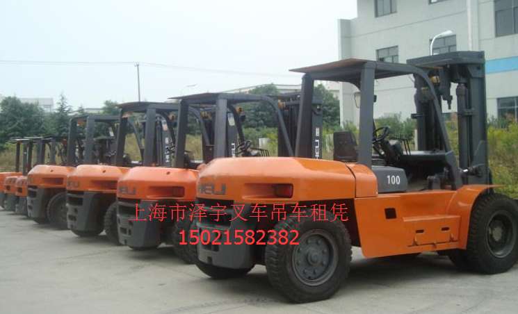上海市宝山叉车吊车出租移位设备卸装起重吊装15021582382图片