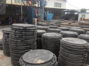 邹城 铸铁井盖，铸铁篦子，球墨铸铁井盖生产厂家，欢迎定做加工。