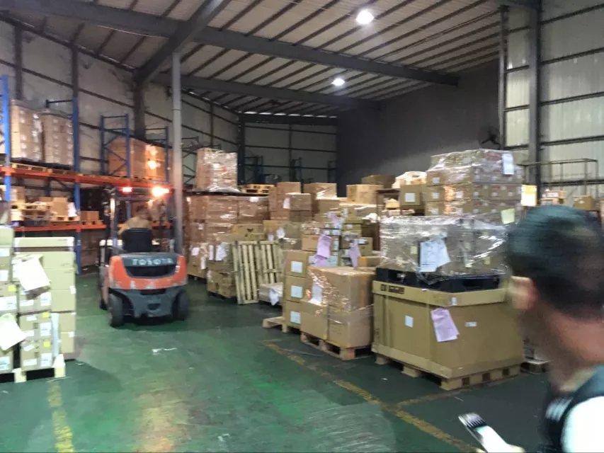 深圳市香港-大陆进口包通关机器设备红酒厂家