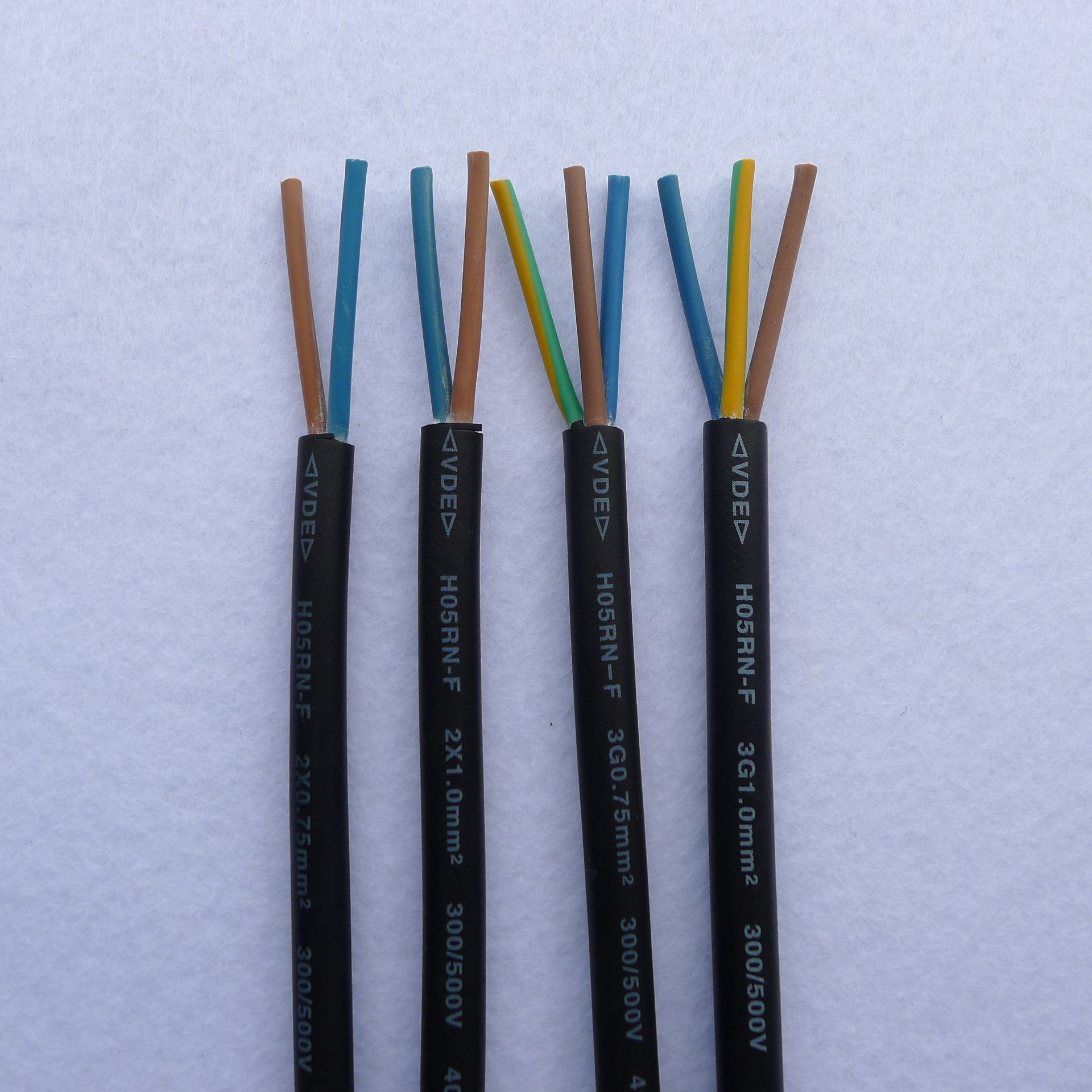 厂家直销vde橡胶线两芯护套电源线H05RN-F2*0.75棕蓝芯线防水耐温图片
