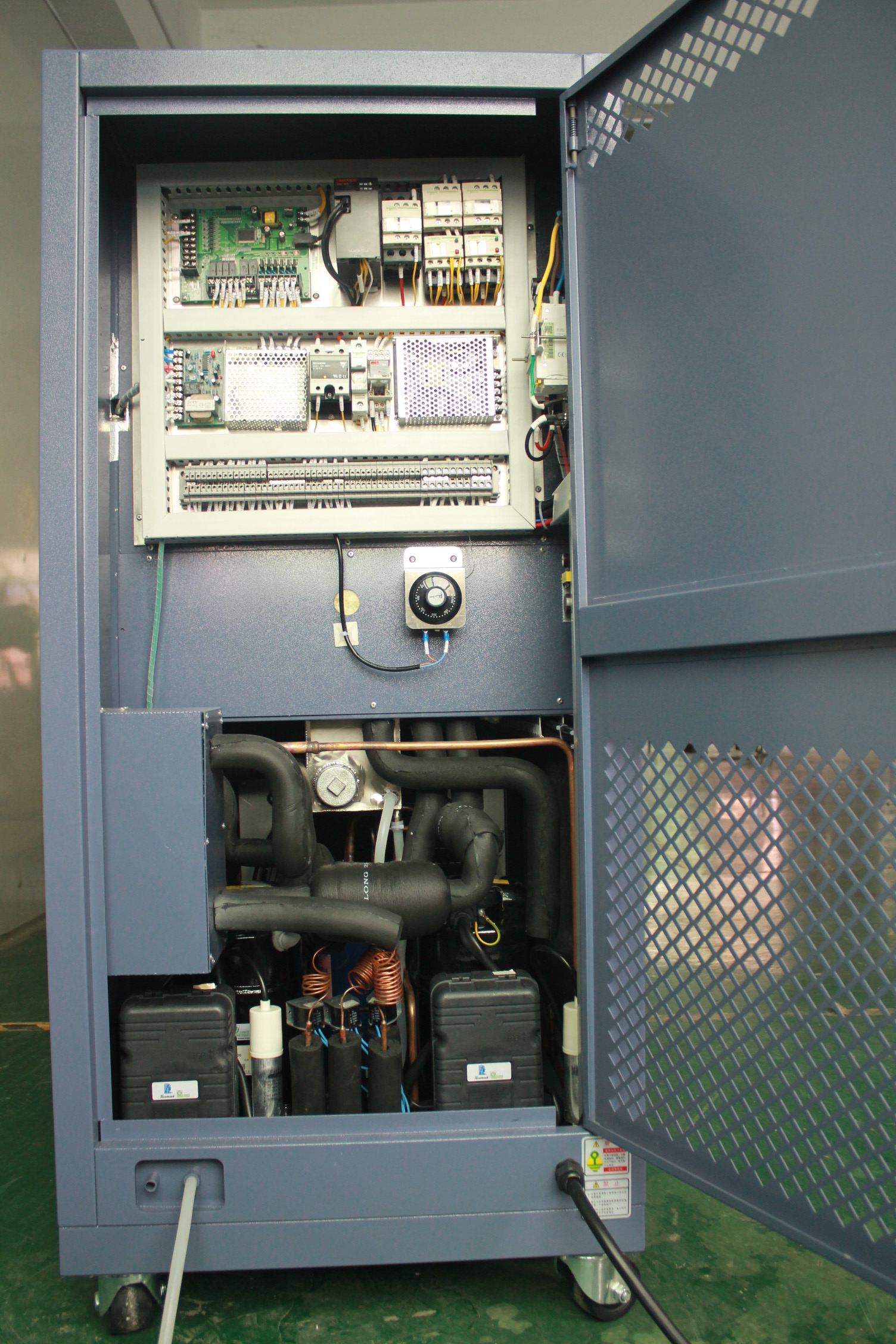高低温试验箱/高低温试验箱厂家高低温试验箱/高低温试验箱厂家/可程式高低温试验箱