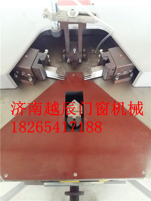 河北沧州市供应铝合金组角机，断桥铝门窗组角机价格 ，组角机多少钱一台