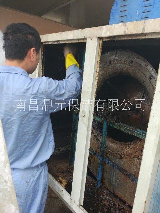 鹰潭酒店饭店油烟管道风机净化器清洗养护维修