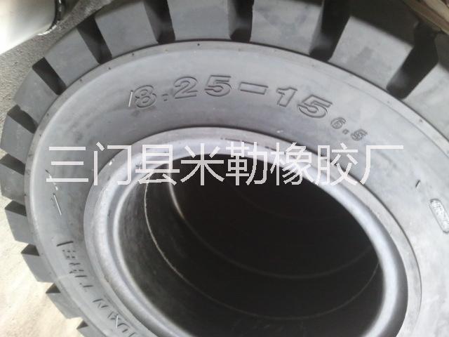 供应杭州叉车7吨825-15实心轮胎带钢圈质量三包