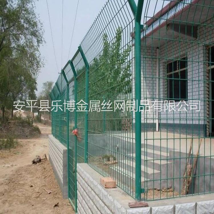 江苏护栏网生产厂家南京双边丝护栏网批发价格优惠图片