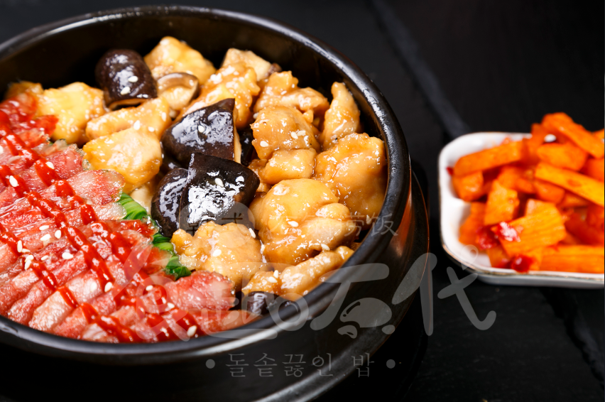 食趣石代韩式石锅捞饭 有情调更有