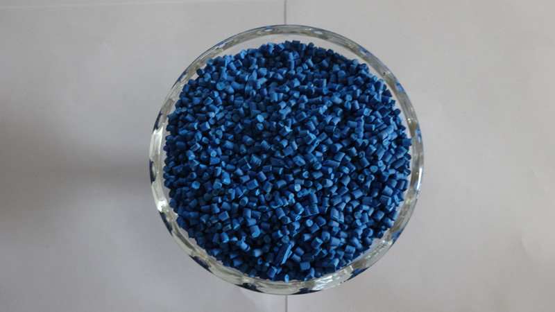 色母粒生产厂家供应天蓝色塑料色母粒生产天蓝色塑料图片