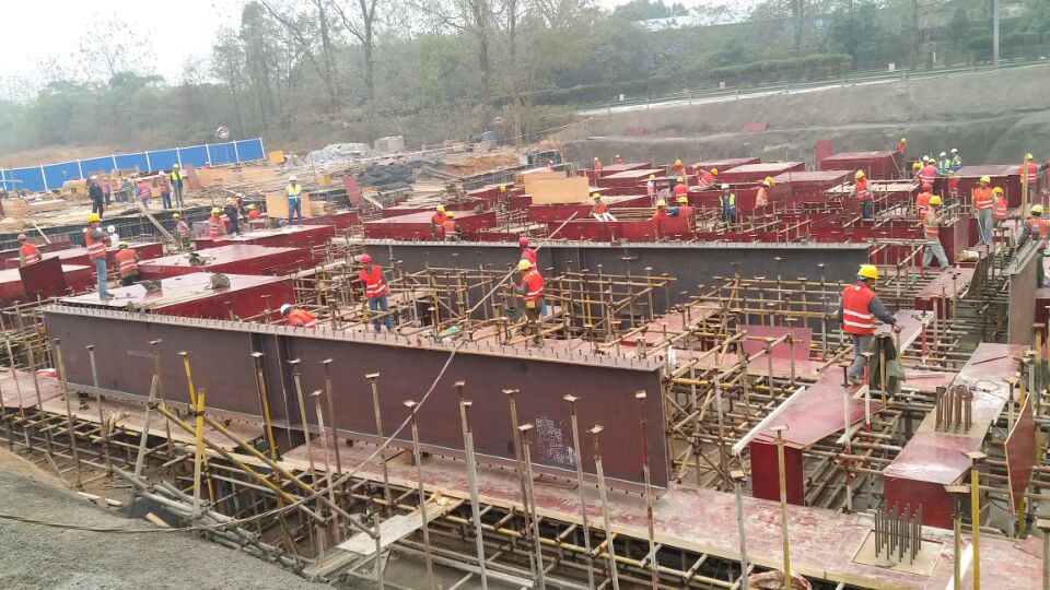 湖北武汉钢结构工程_施工厂家_专业承包公司联系电话图片