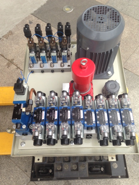 定制各种规格液压站。可根据要求设计各种要求的液压系统。