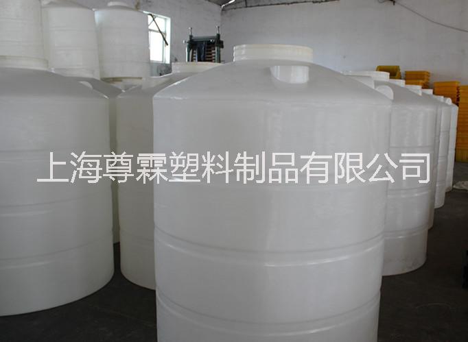 江苏10吨塑料水箱 10吨化工塑料储罐 江苏10吨pe食品级水箱 10立方塑料水桶